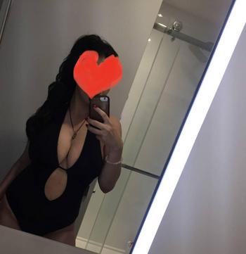 Lilyy, 25 Middle Eastern female escort, Vancouver